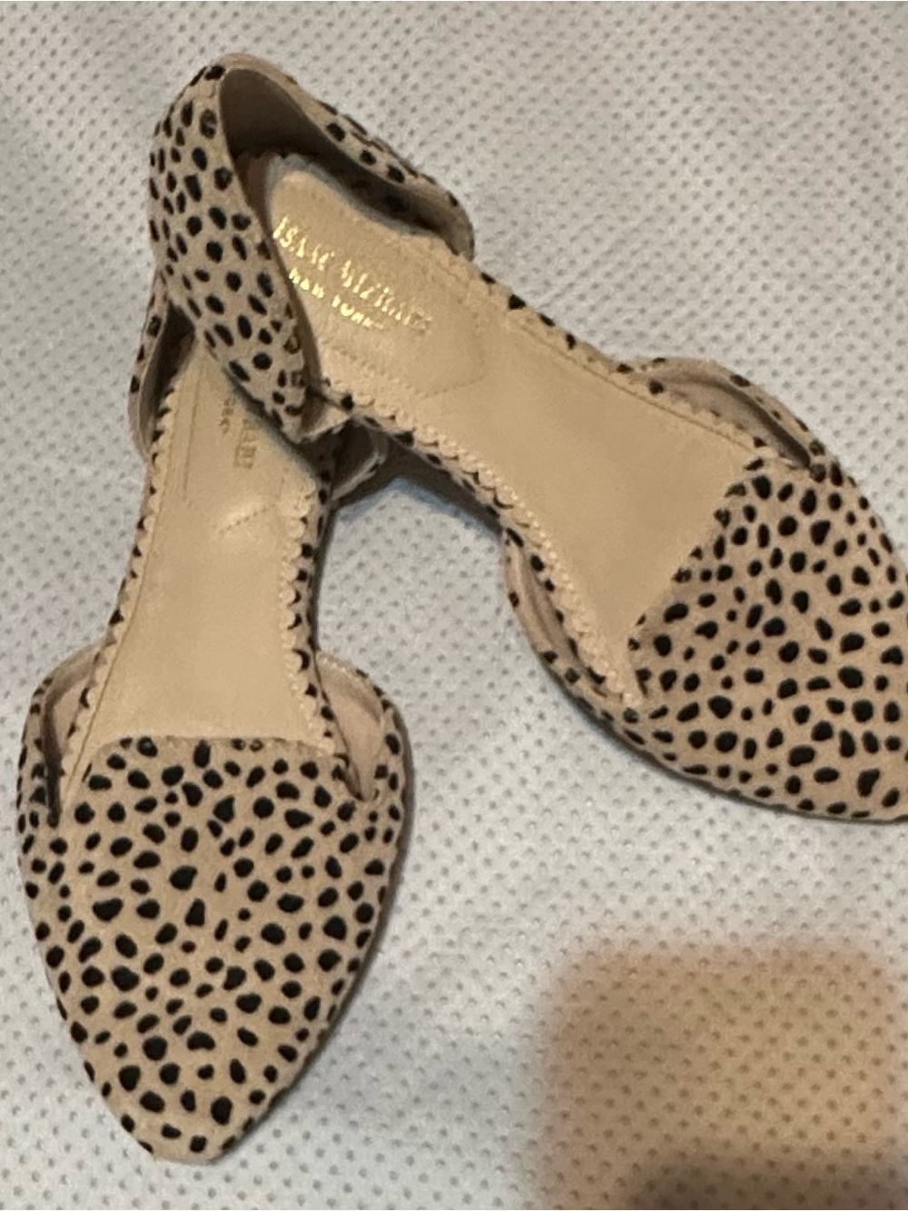 Isaac Mizrahi Beige Leopard-Print Pointed D'Orsay Flats